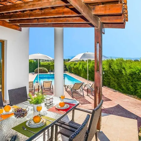 Villa Thea Blue Bay *
